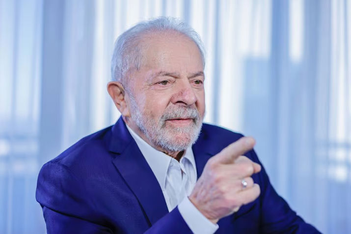Lula às voltas com o capital financeiro