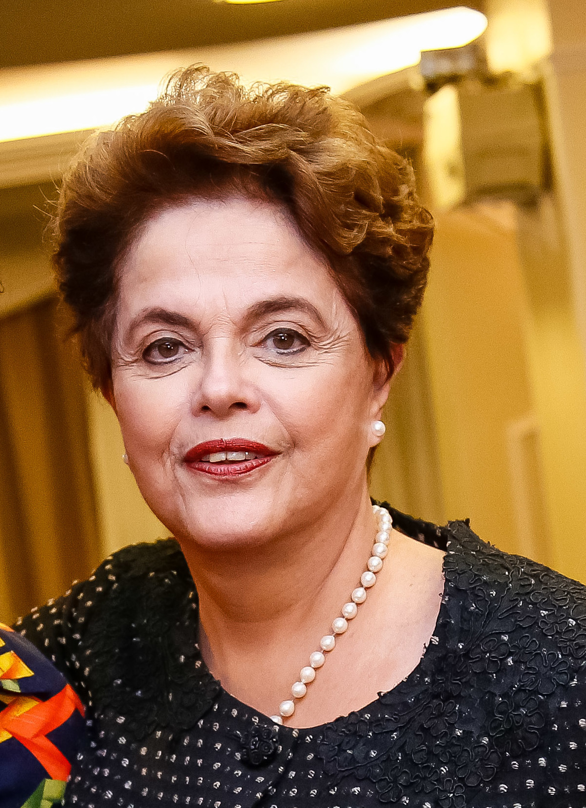 Banco dos Brics inicia processo de transição e abre caminho para Dilma assumir presidência