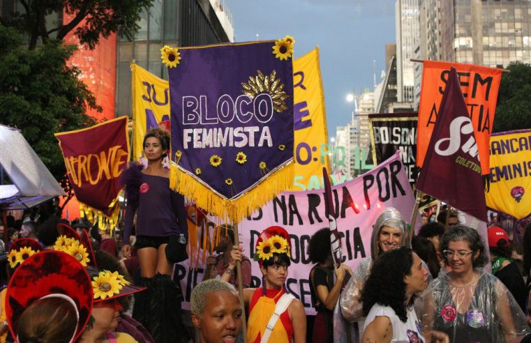 Lula sanciona funcionamento 24 horas de delegacias da mulher e cria programa de combate ao assédio sexual