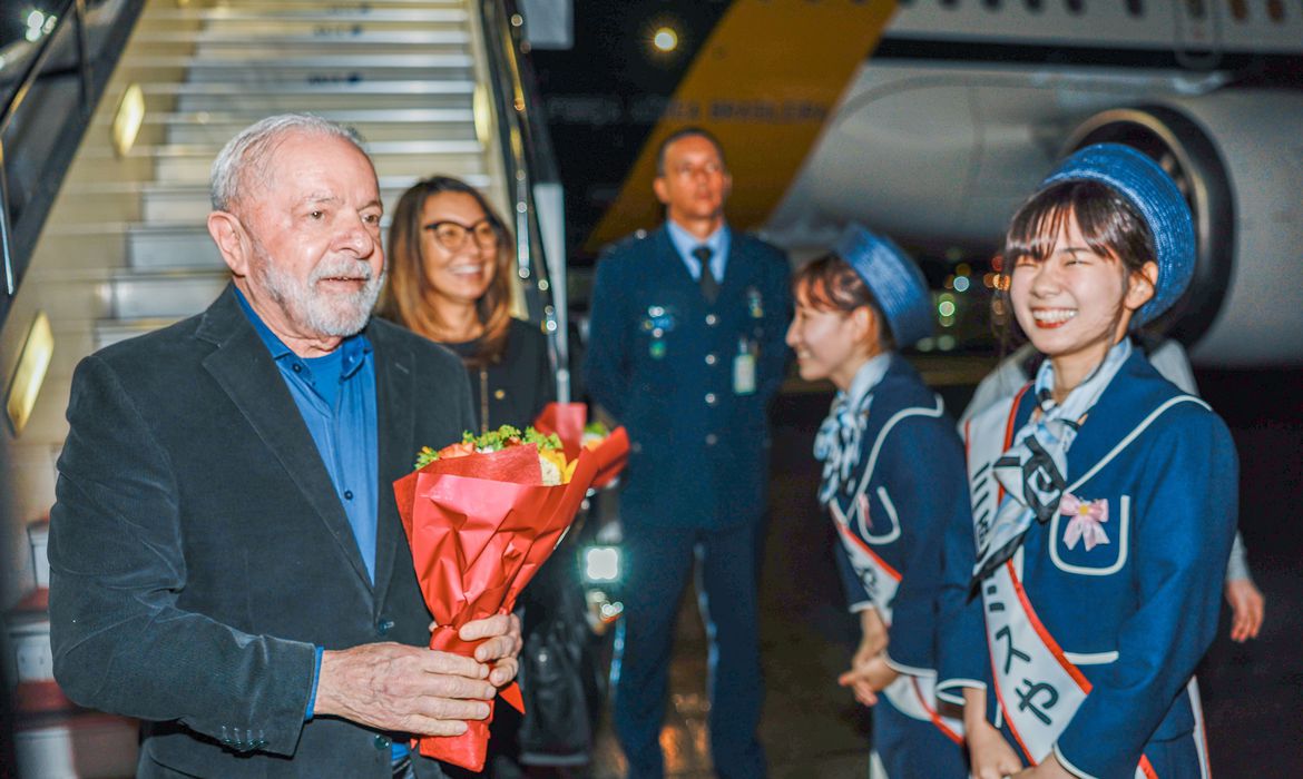 Lula desembarca em Hiroshima para participar da Cúpula do G7
