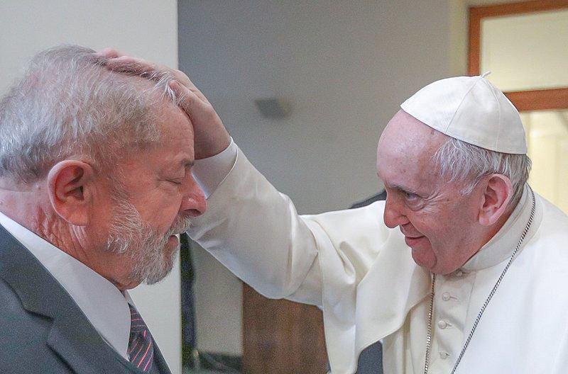 Lula e Papa Francisco unem forças em prol da paz na Ucrânia