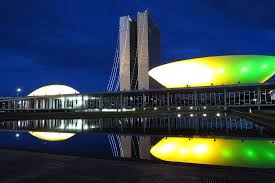Brasília: crise ou oportunidade? 