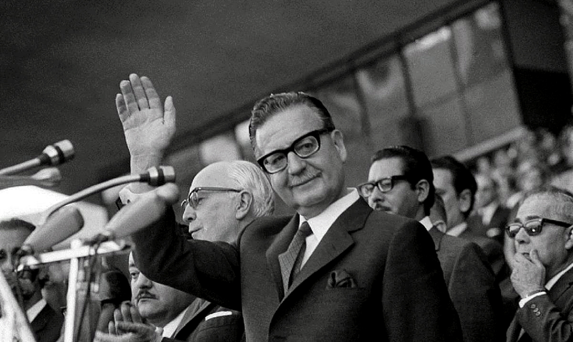 Allende: Yo pisaré las calles nuevamente