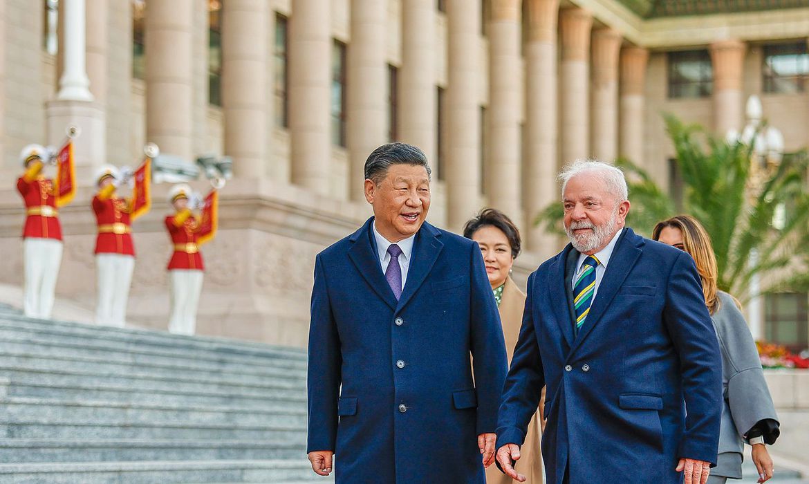Em oito meses de governo, Lula visitou 20 países em cinco continentes