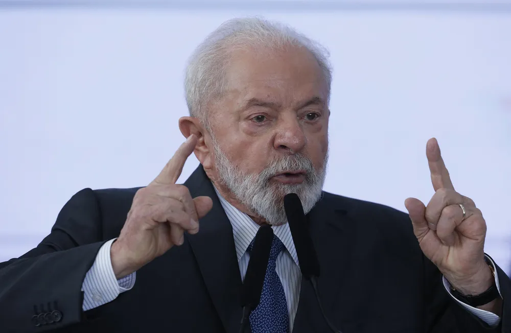 Lula: É preciso que haja humanidade na insanidade da guerra