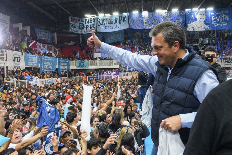Peronismo detém a extrema-direita na Argentina