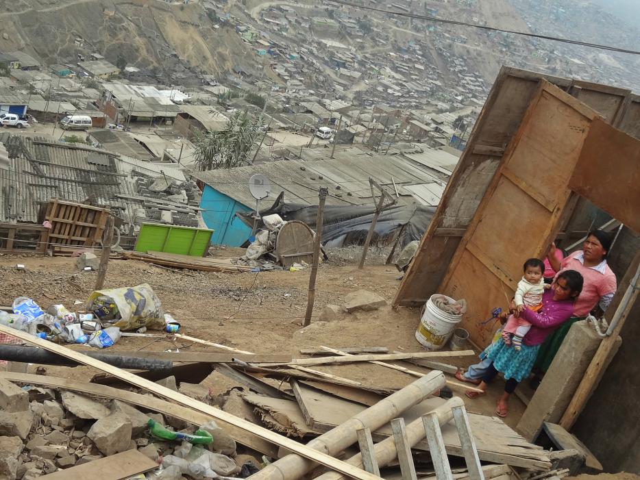 Um terço dos latino-americanos continua na pobreza