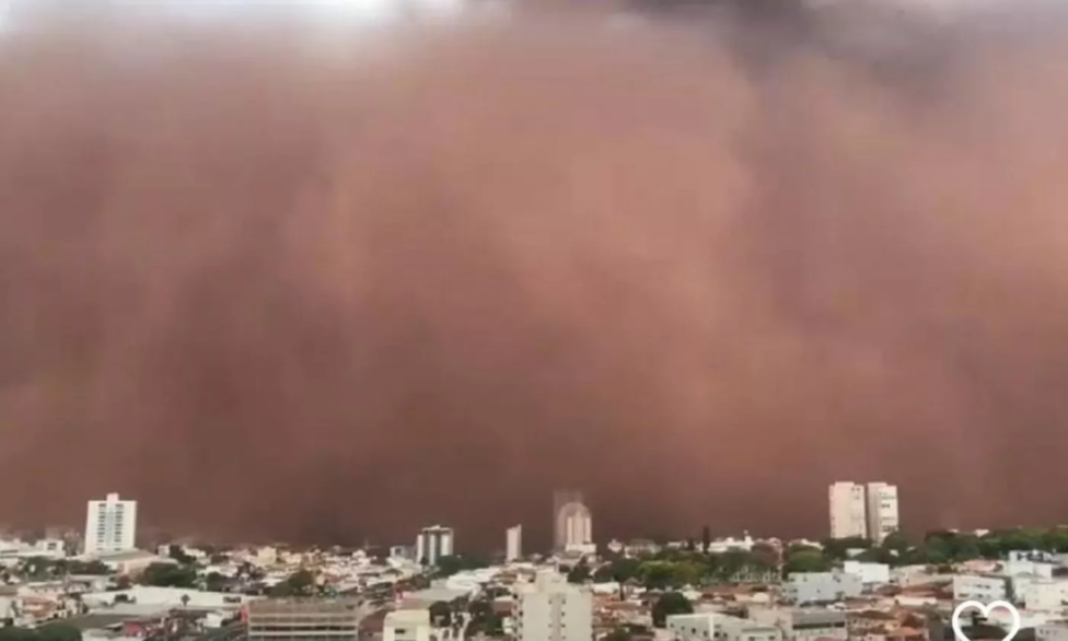 Tempestades de areia avançam sobre América do Sul e Caribe