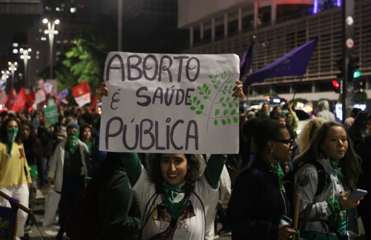Aborto, um direito reconhecido, mas negado às meninas estupradas no Brasil