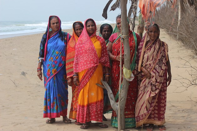 A luta das mulheres de Tandahara contra o avanço do mar e as tempestades
