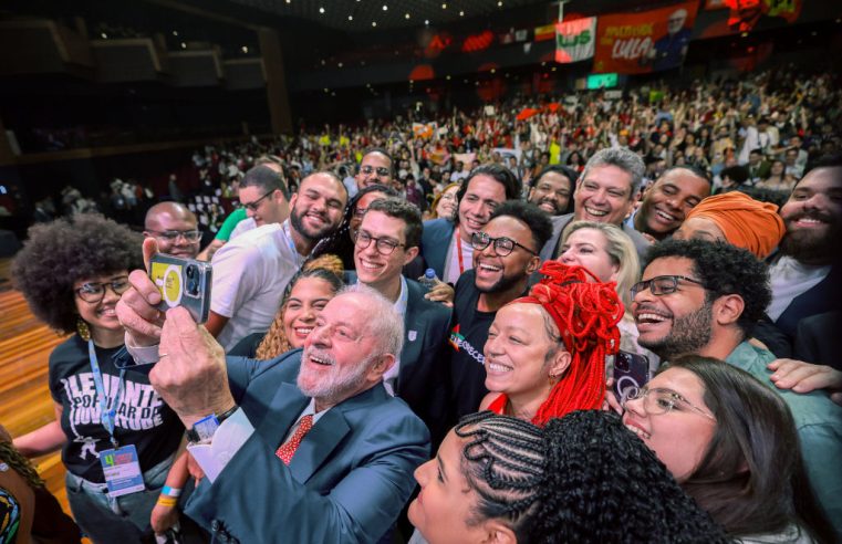 Lula convoca a juventude: “Vamos politizar esse país, vamos formar novos socialistas”