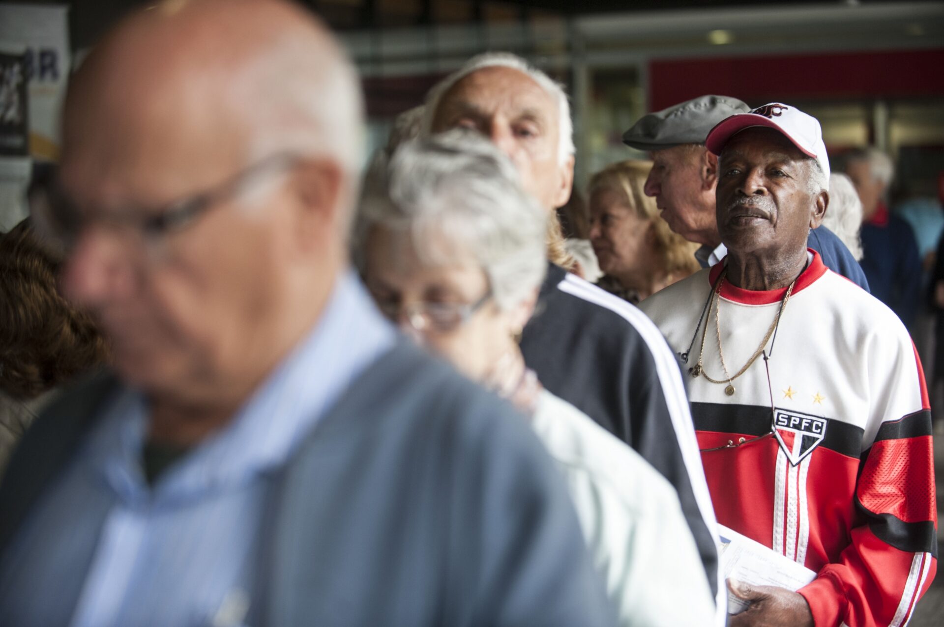 População 60+ chega a 15,6% e supera a de jovens no Brasil