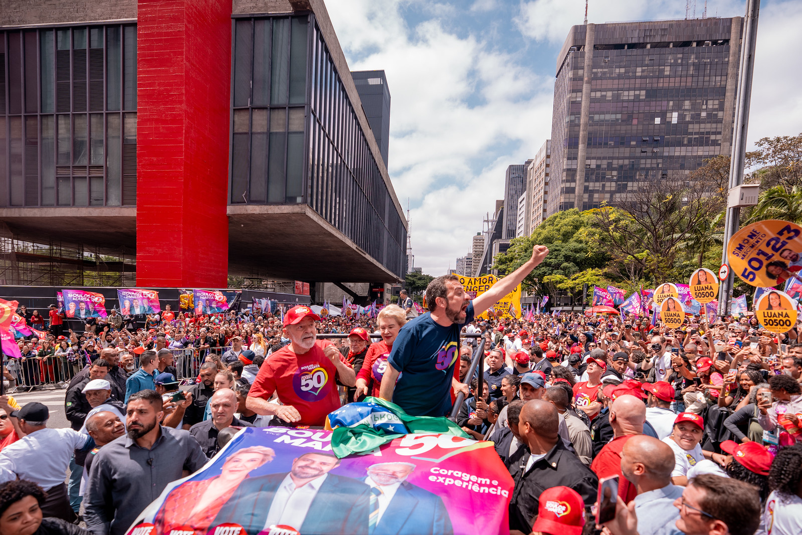 Lula na Paulista: “A vitória do Boulos significa São Paulo 100% civilizado”