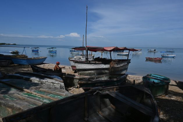 Moradores do litoral de Cuba atenuam os efeitos da mudança climática